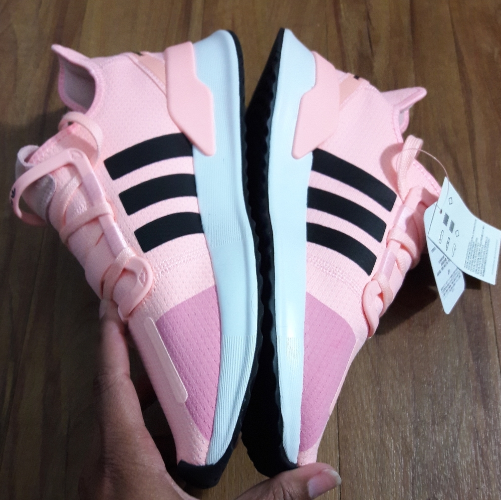 🌺FINAL PRICE DROP🌺Adidas U_Path Running Sneaker - Picture 5 of 16